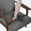 Charmant fauteuil d'appoint rembourré en tissu pour des espaces de vie élégants-54544408-54544411