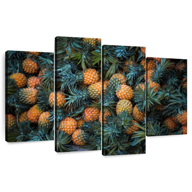 Ananas fraîchement récoltés Yarlin, H 22 po x l 36 po