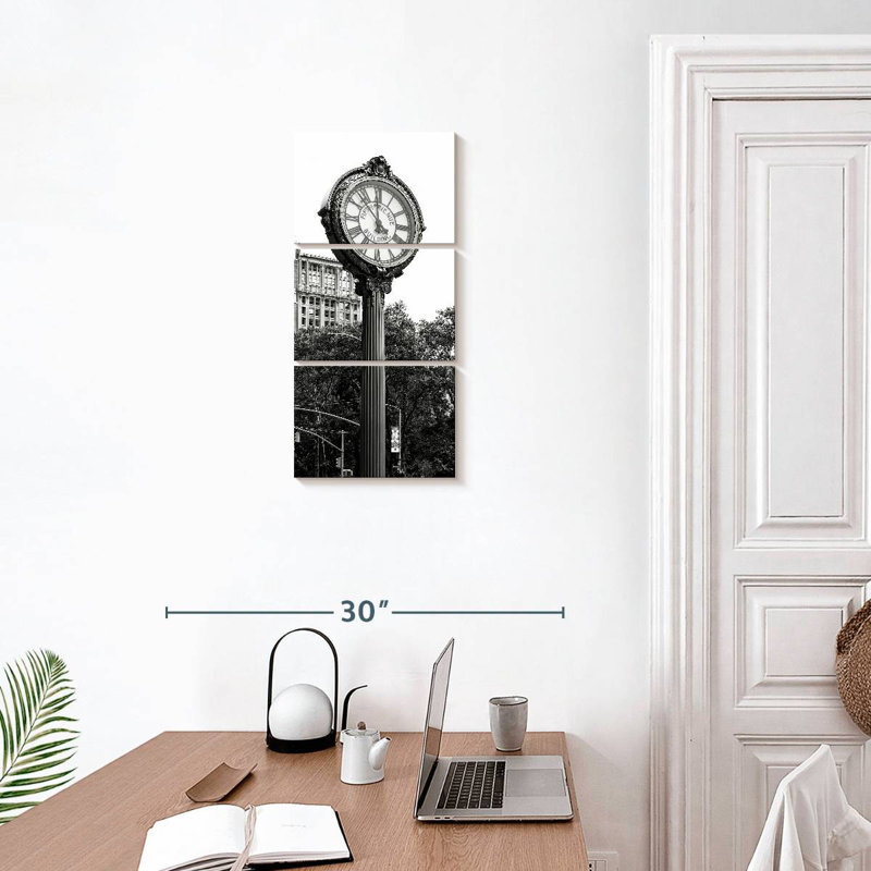 Horloge Fifth Avenue, H 27 po x l 12 po