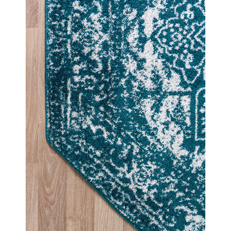 Madline Oriental Indoor Rug, Octagon 7'10" x 7'10"