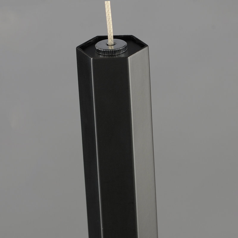 Luminaire suspendu 1 lumière diaphane, Noir, H 23,75 po x l 1,5 po x P 1,5 po