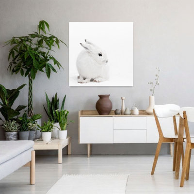 Art mural contemporain abstrait «Snowy Hare Serenity»
