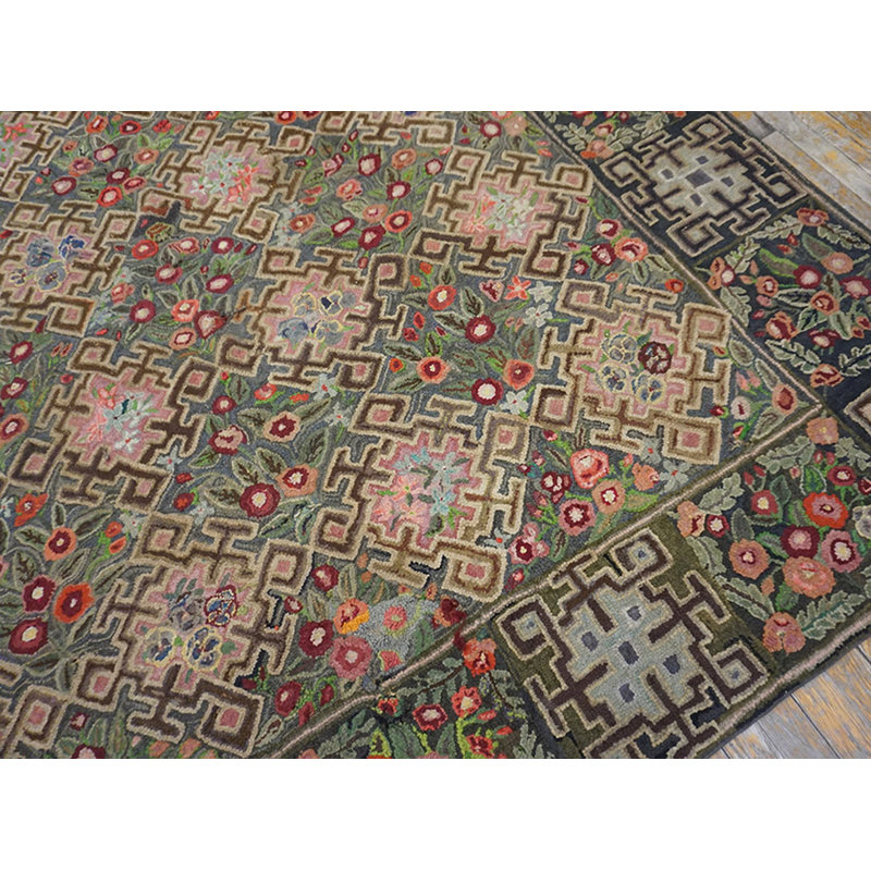 Antique Wool & Cotton Gray Hooked - Loop Pile Rug