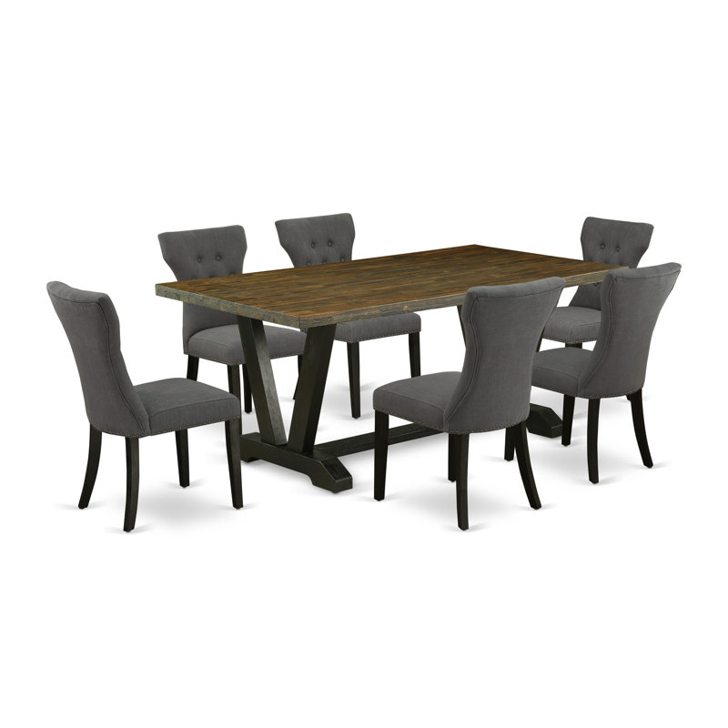 Ensemble de table de salle à manger 7 pièces avec un magnifique plateau de cuisine Jacobean patiné et 6 magnifiques chaises Parson de cuisine avec têtes de clou et finition capitonnée noire brossée.