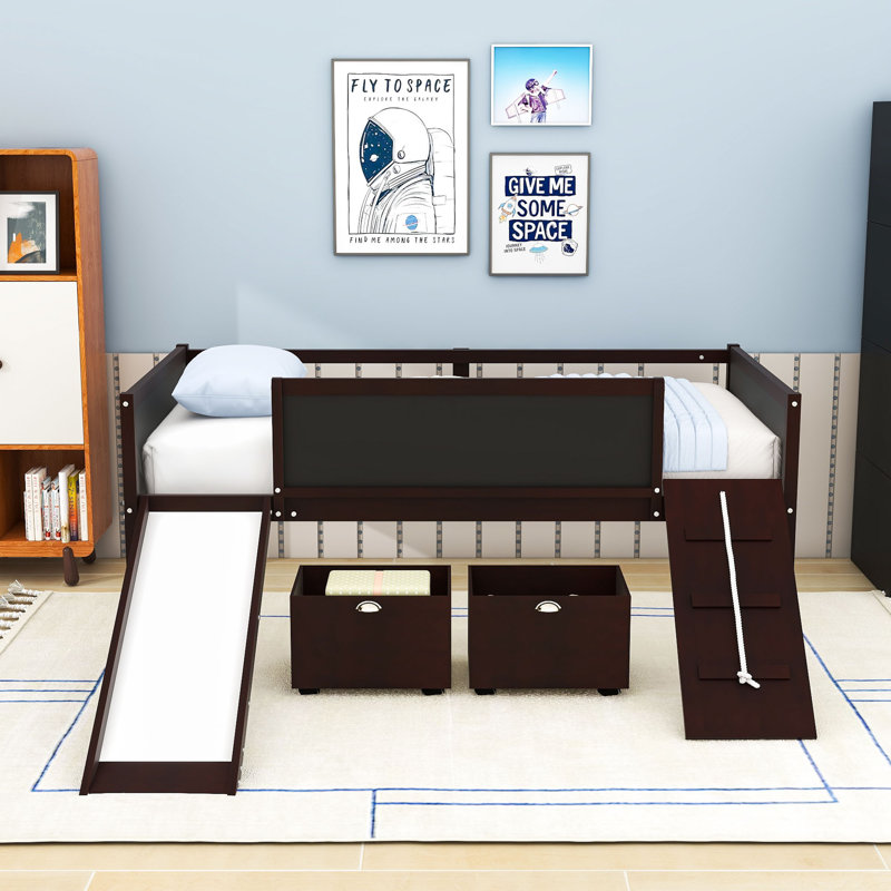 Lit mezzanine simple avec structure d'escalade, glissade et tableau noir créatif, Gris