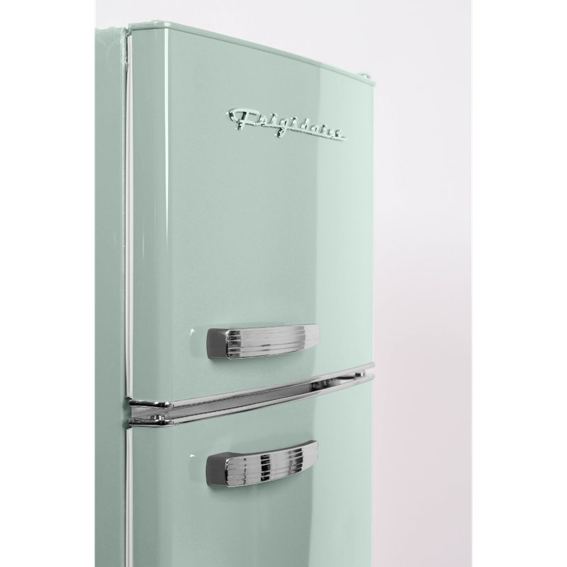 FRIGIDAIRE 7.5 Cu. Ft. Capacity Retro Fridge Freezer Combo, Apartment Size, Mint
