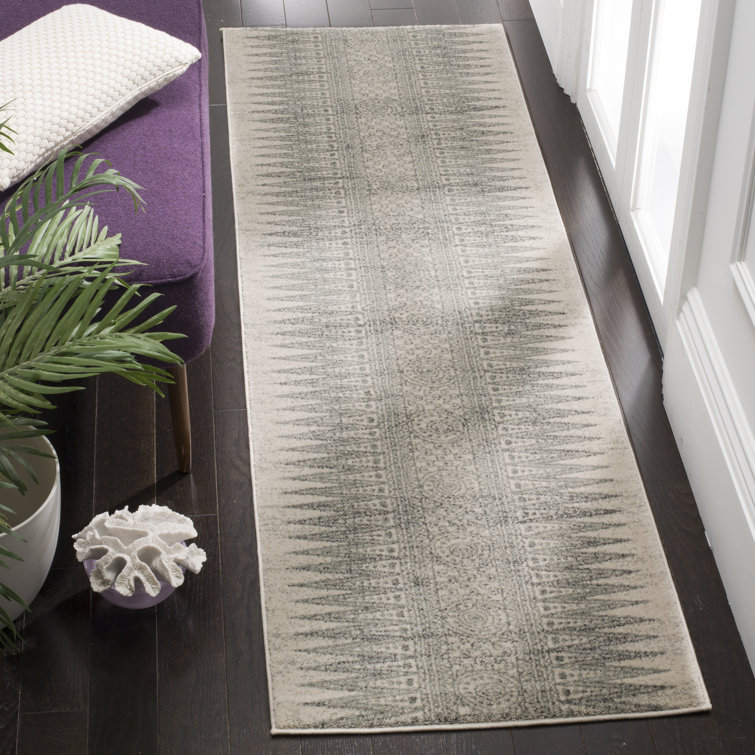 Abbingt Southwestern Ivory/Silver Area Rug