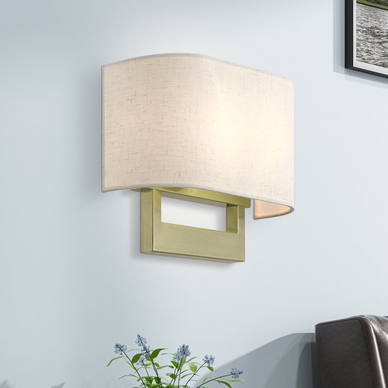 Applique murale en acier Rakhee, Laiton antique, Beige, H 9,5 po x l 15 po x P 3,95 po