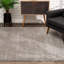 Tapis gris moderne à poils longs