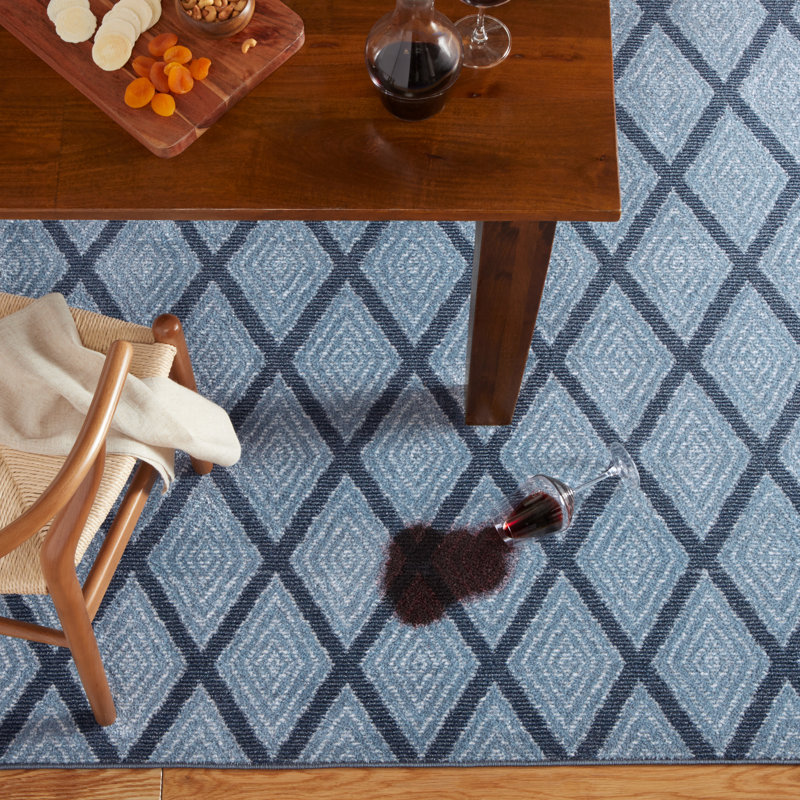 Town & Country Everyday Rein Solid Diamond Everwash Non-Slip Backing Washable Area Rug Blue, Rectangle 6'6" x 9'6"