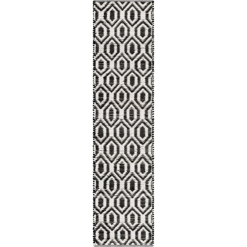 Egge Cotton Geometric Indoor Rug, Runner 2'7" x 10'