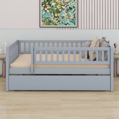 Daybed With Trundle And Fence Guardrails
