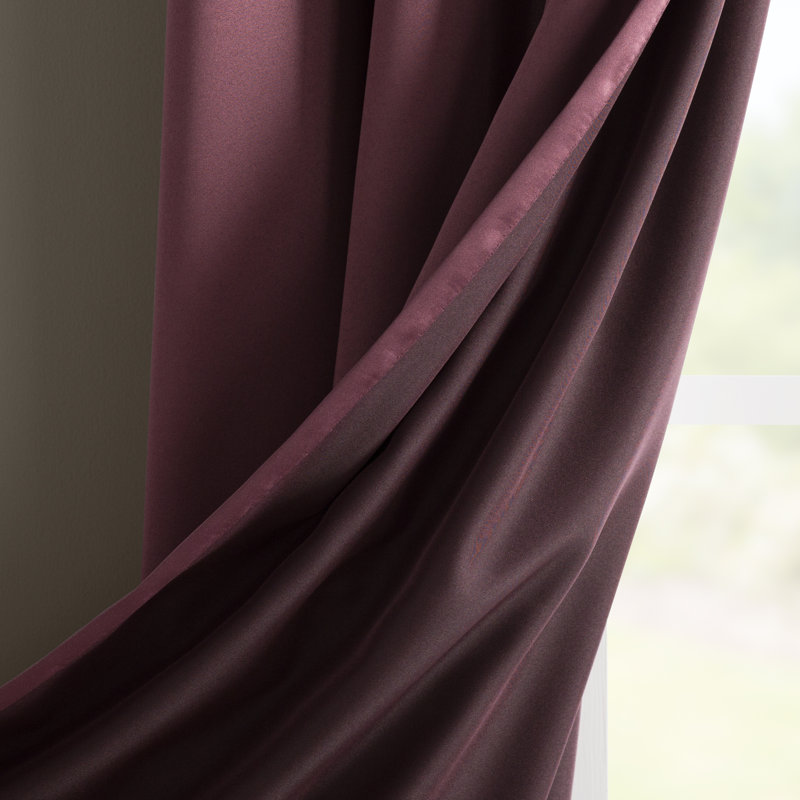 Panneau de rideau à oeillets à économie d'énergie thermique - Basics by Wayfair ™, Prune, 1 Panel, l 54 po x L 54 po