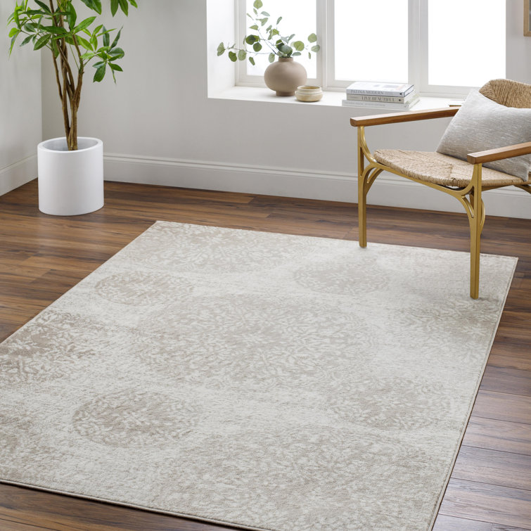 Zinaida Floral Indoor Rug