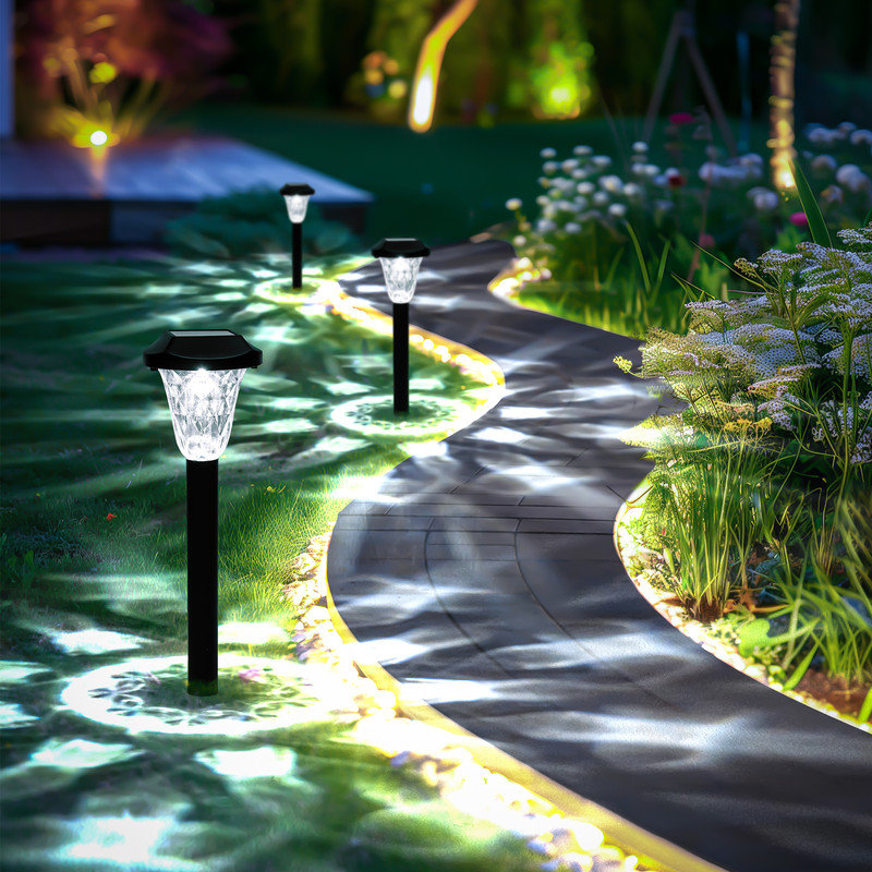 Paquet de 2 lumières solaires de sentier, lumières solaires extérieures blanches et imperméables pour le jardin, le patio et la pelouse