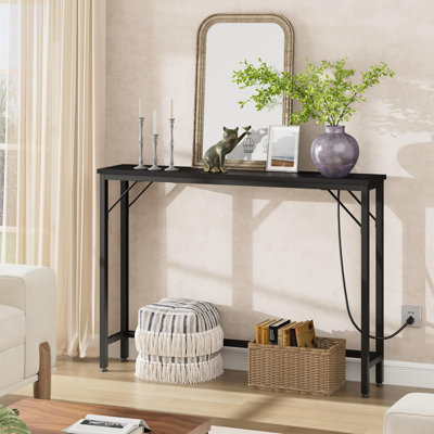 Geron 39.3" Console Table with Power Outlets, Compact Sofa Table with Storage