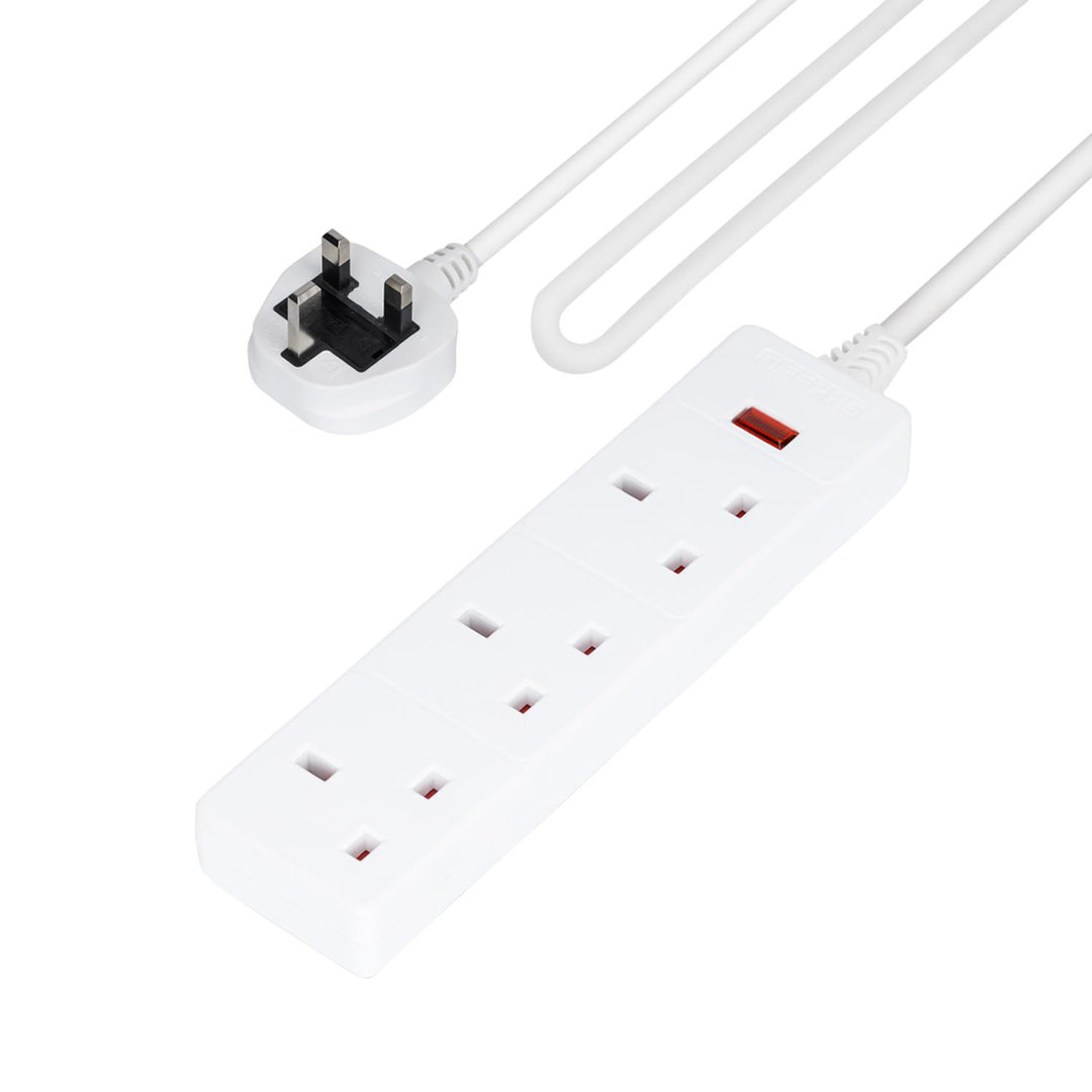 B&Q -  3 Gang Extension Lead2M Cable Indicator Light Wall Mountable - Image 7
