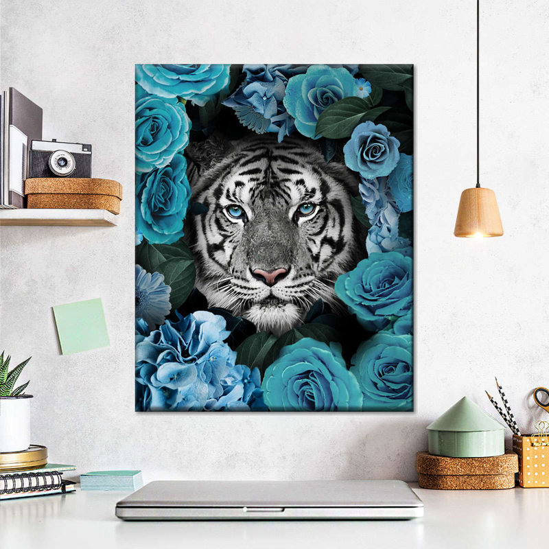 Tigre floral, H 10 po x l 8 po x P 1 po