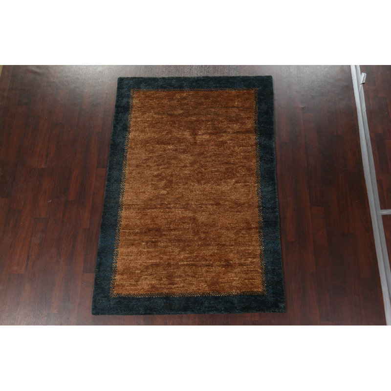 Tapis contemporain brun noué à la main 5 x 8 po