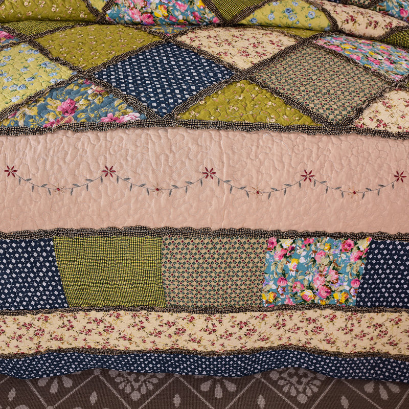Modern & Contemporary Patchwork Quilt, Twin