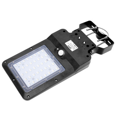 Projecteur à del solaire alimenté