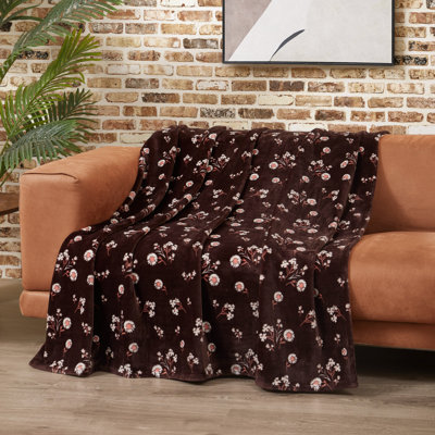 Lucky Brand Daisy Blankets