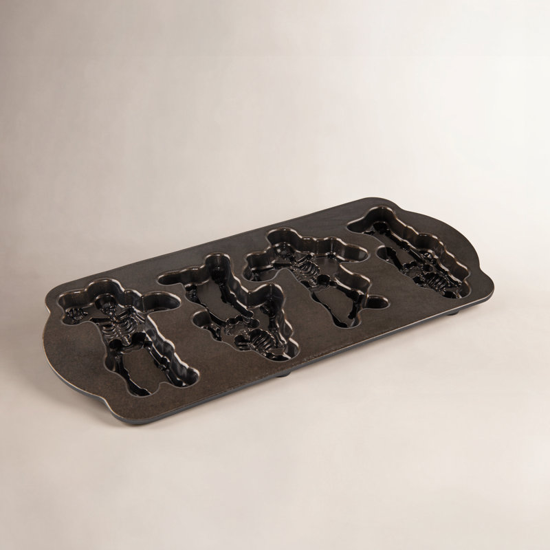 Nordic Ware Spooky Skeleton Cakelet Pan