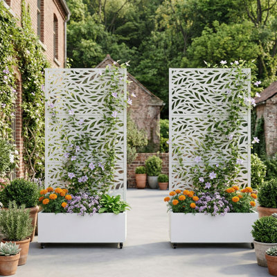 Jardinière en métal galvanisé avec treillis