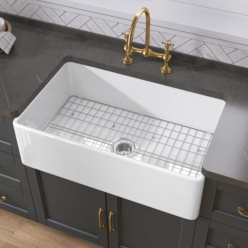 33" L X 20" W Single Bowl Farmhouse Kitchen Sink With Sink Grid And Basket Strainer