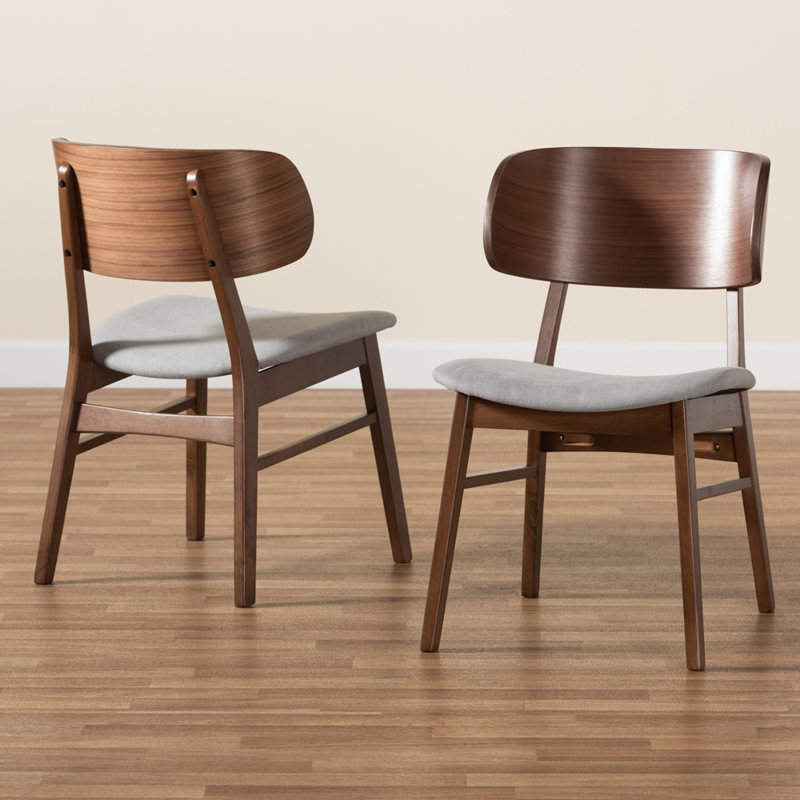 Chaise coulissante Partington, Fumée