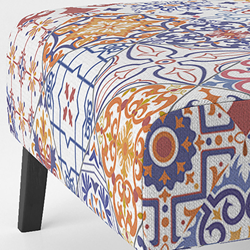 Fauteuil de chambre bleu et doré