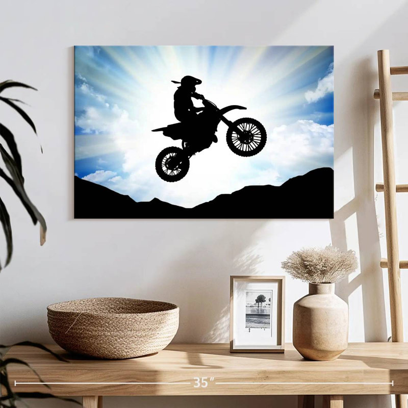 Motocycliste Sirci, H 16 po x l 24 po