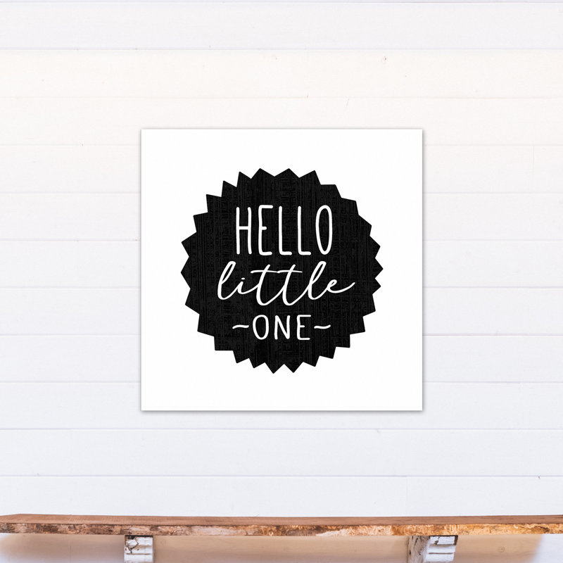 Art sur toile hello little one Macomber, Toile tendue, H 36 po x l 36 po x P 1,25 po