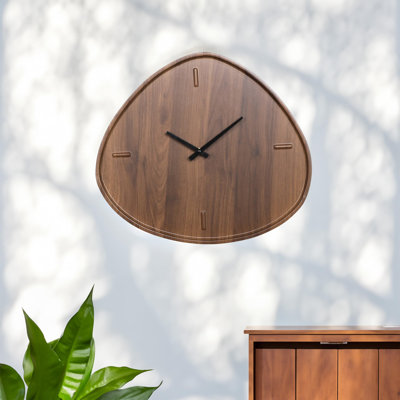 Horloge murale en bois de forme irrégulière, horloge murale décorative moderne, horloge murale décorative moderne, à piles, cadran à tic-tac minimal (motif en bois de pin)