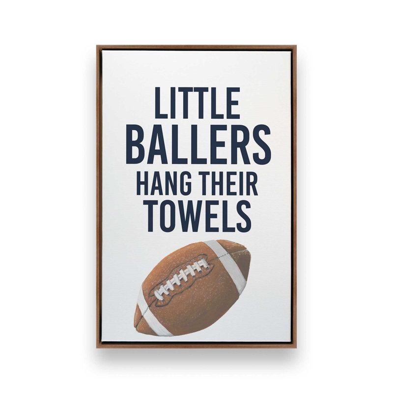 Les petites balleuses accrochent leurs serviettes, H 18,75 po x l 12,75 po, Cadre flottant, Noyer
