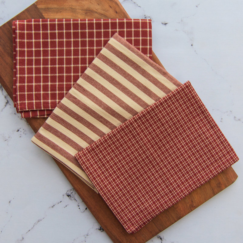 COUNTRY TEADYE RED, Tan/Red