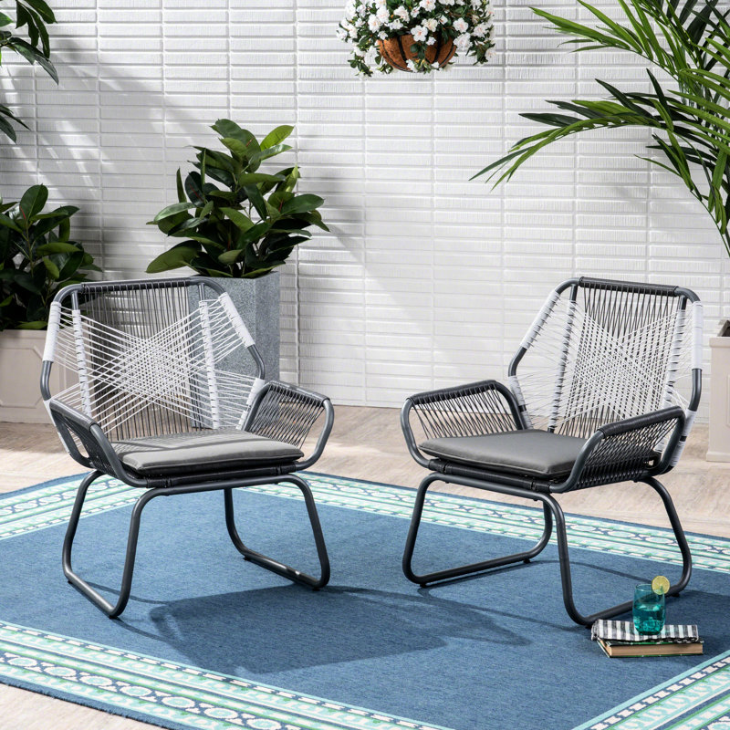 Chaise avec structure en acier massif et doublure en tissu de construction robuste et inclinable