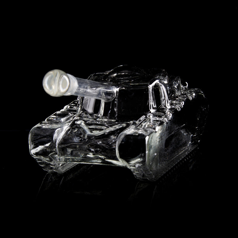 Tank 1L Whiskey Decanter