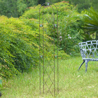 Trellis arqué en métal de la série Humairaa