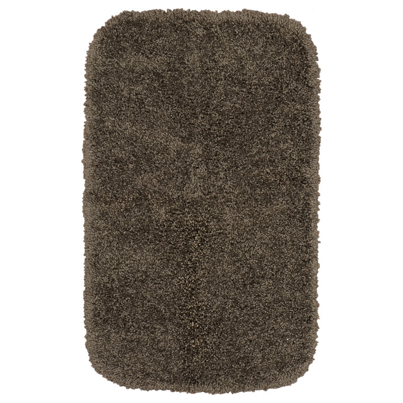 Treye Nylon Bath Rug with Non-Slip Backing, Chocolate, Rectangle 24" x 40"