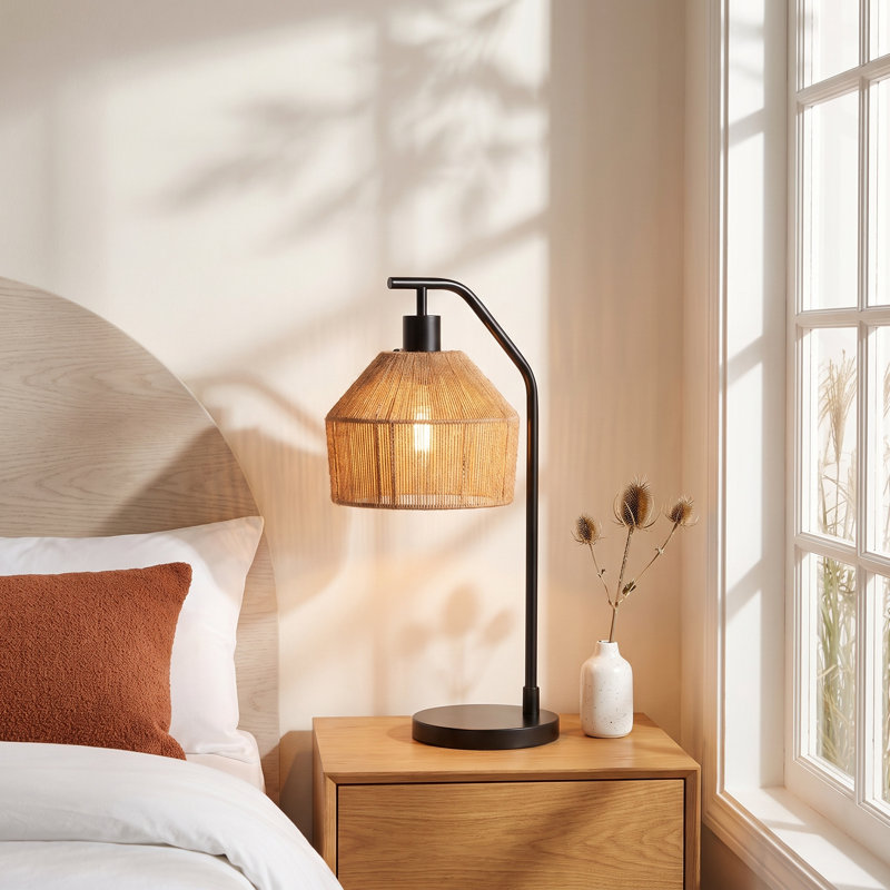 Niseko Metal Table Lamp