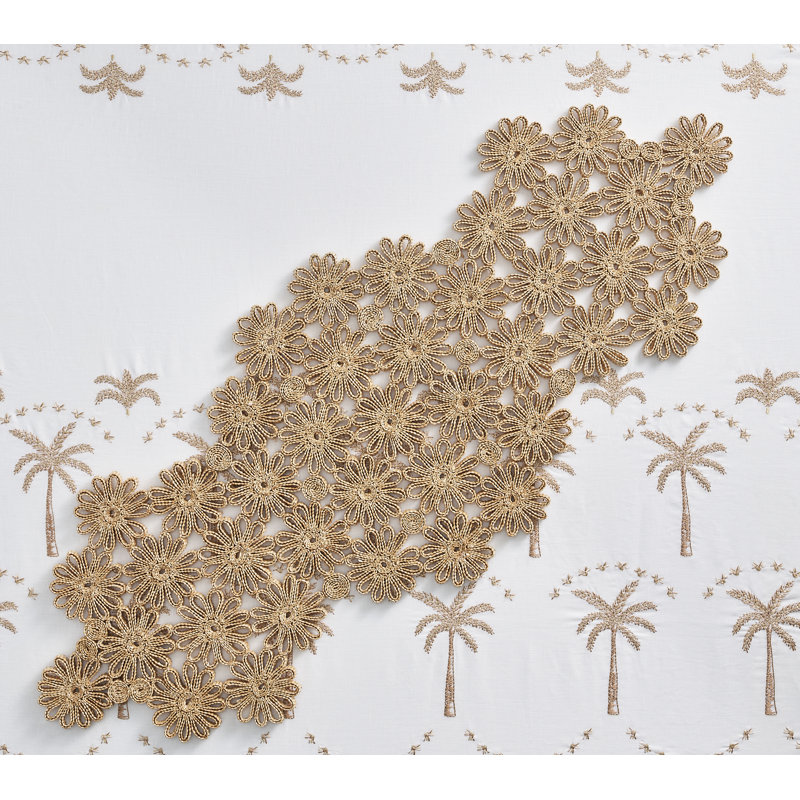 Flores Wheat Straw Table Runner