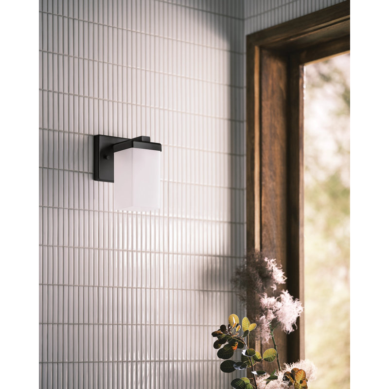 90 Degree 1-Light Bath Sconce, 1, Matte Black