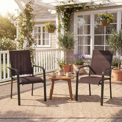 Ensemble de 4 chaises d'extérieur empilables avec cadre en métal et dossier café