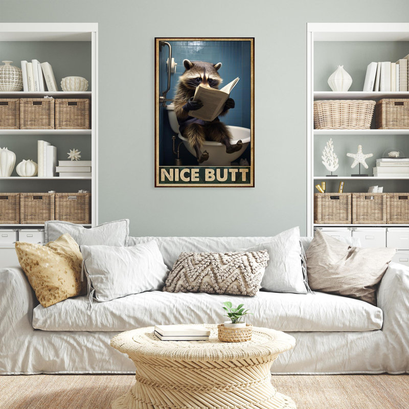 «Izona Raccoon In Toilette», impression sur toile, H 36 po x l 24 po x P 1,25 po
