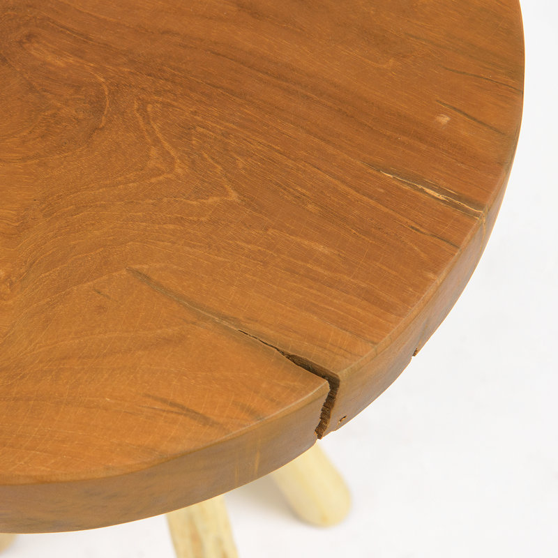 Tabouret d'appoint en bois massif
