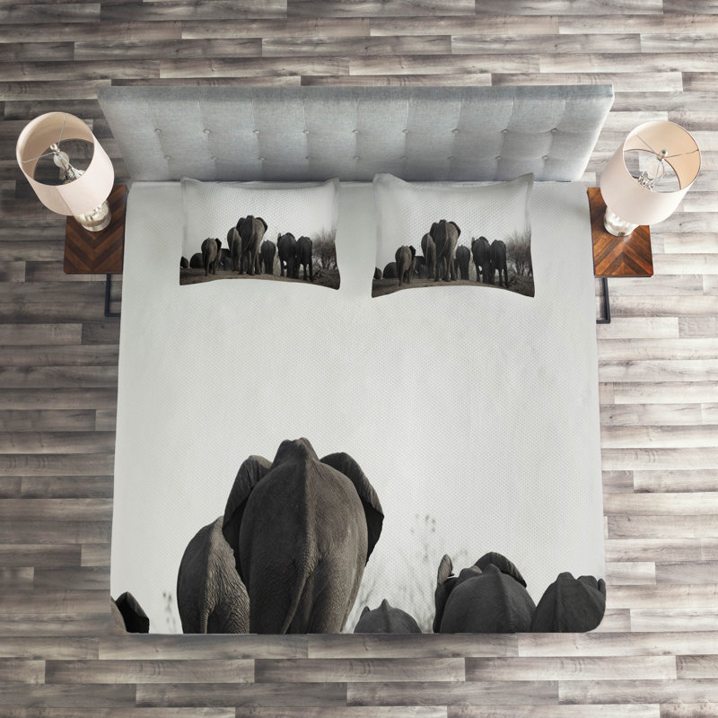 Elephant Eclectic Polyester Coverlet, King Bedspread + 2 Shams