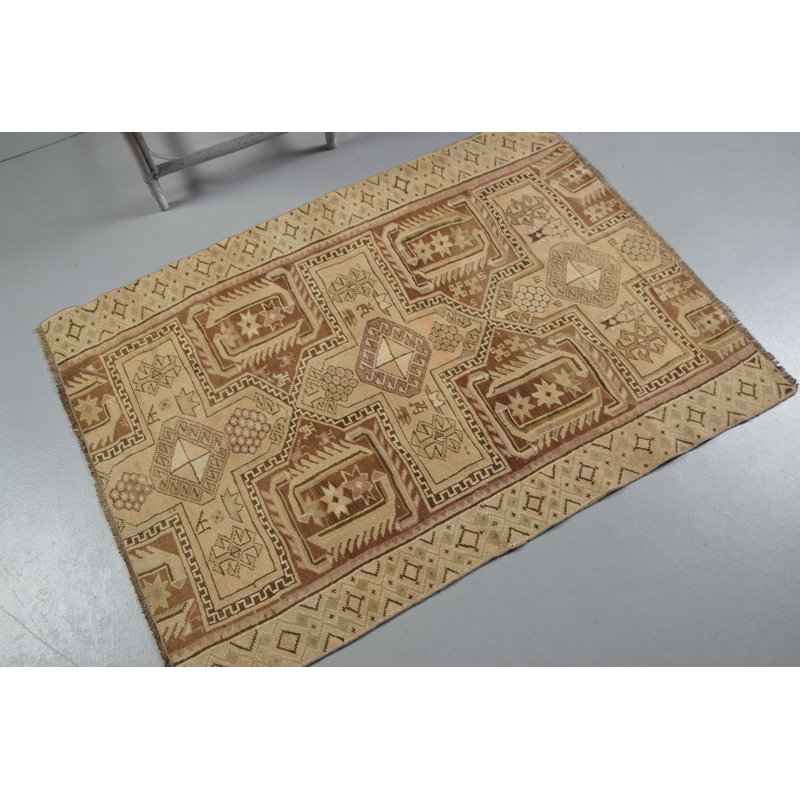 Tapis turc traditionnel tissé à la main en beige et brun pour un décor bohémien