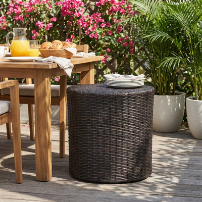 Table d'appoint d'extérieur tonneau en osier