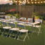 Ensemble de 4 chaises pliantes en plastique, chaises de table pliables à cadre en métal blanc 350 lb, sièges empilables pour la maison, la cour, le jardin, les chaises de fête de mariage